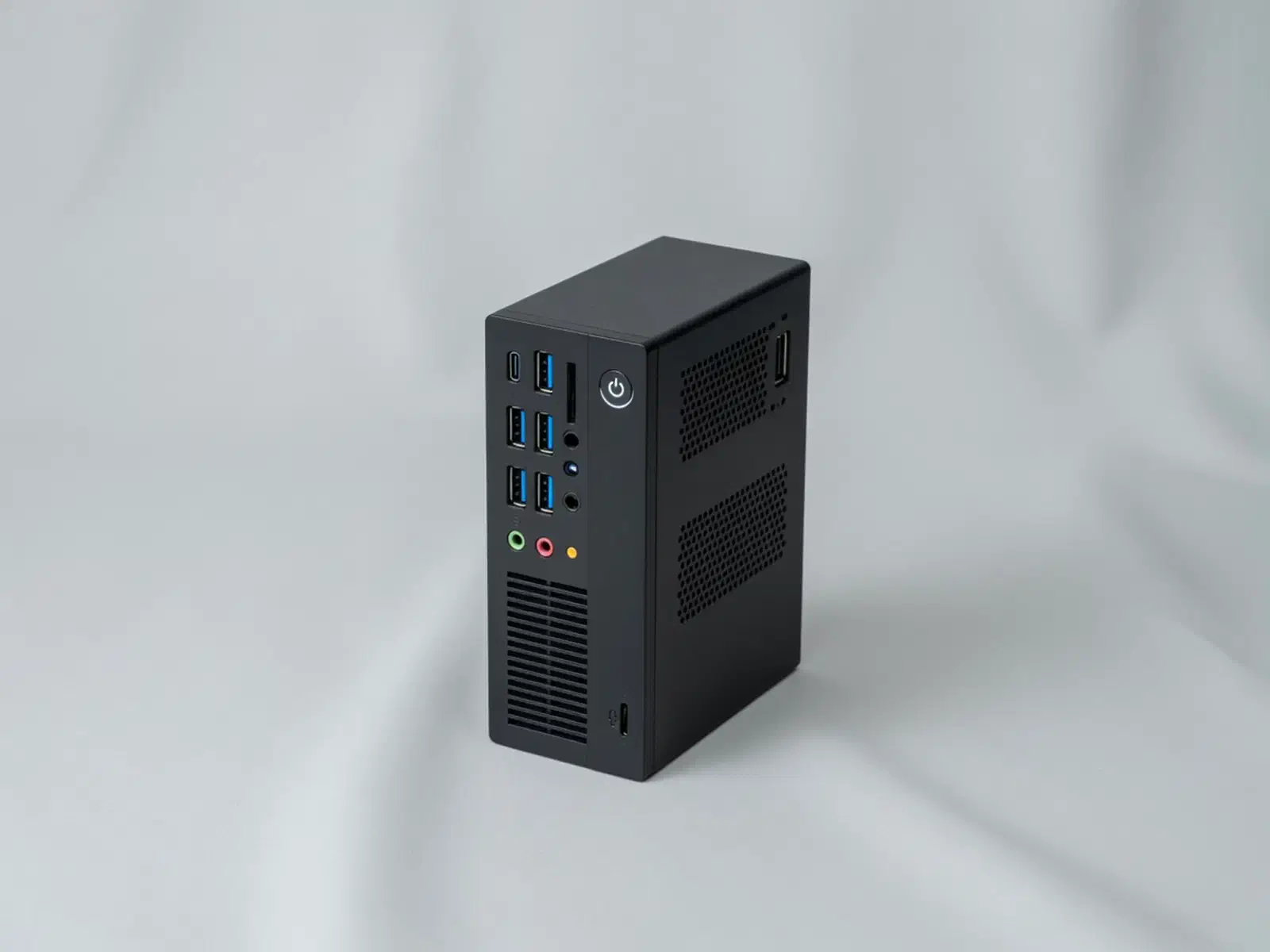 Lenovo ThinkCentre M70q Gen 4